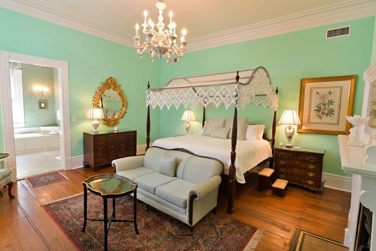 Bed & Breakfast Governor's House