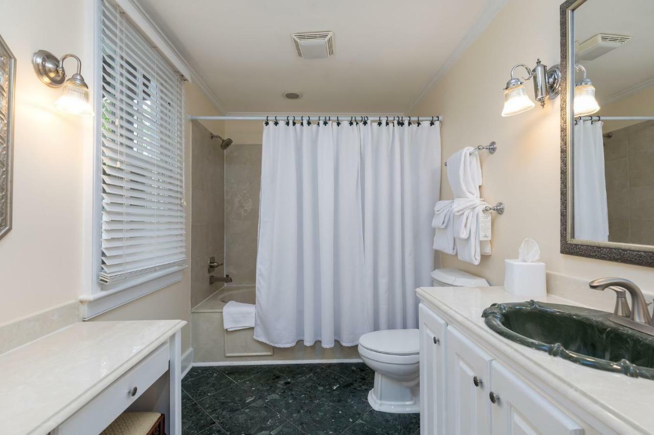 Governor's House Bed & Breakfast Charleston