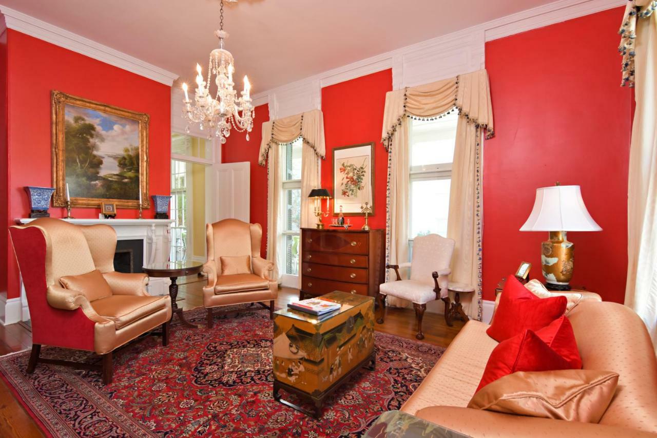 Governor's House Bed & Breakfast 2*