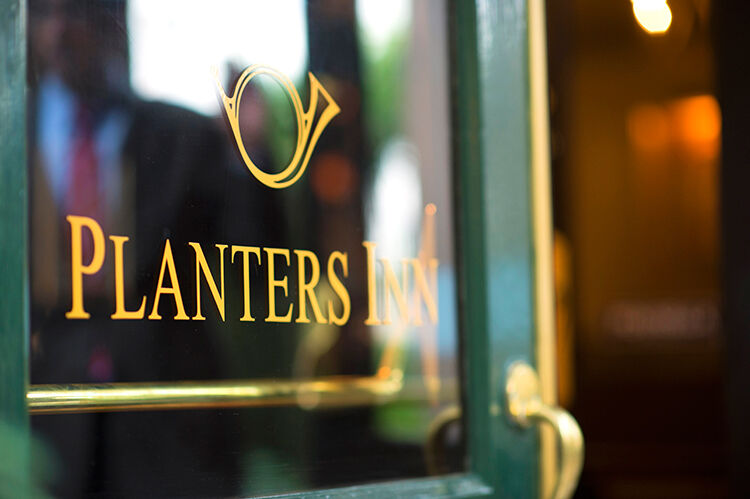 Inn Planters - 4*