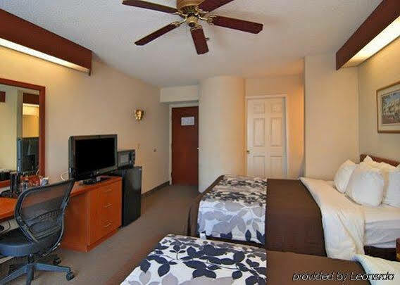 Sleep - West Ashley Inn 2*