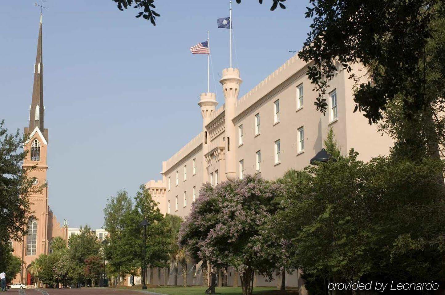 Hotel Embassy - Historic District Charleston