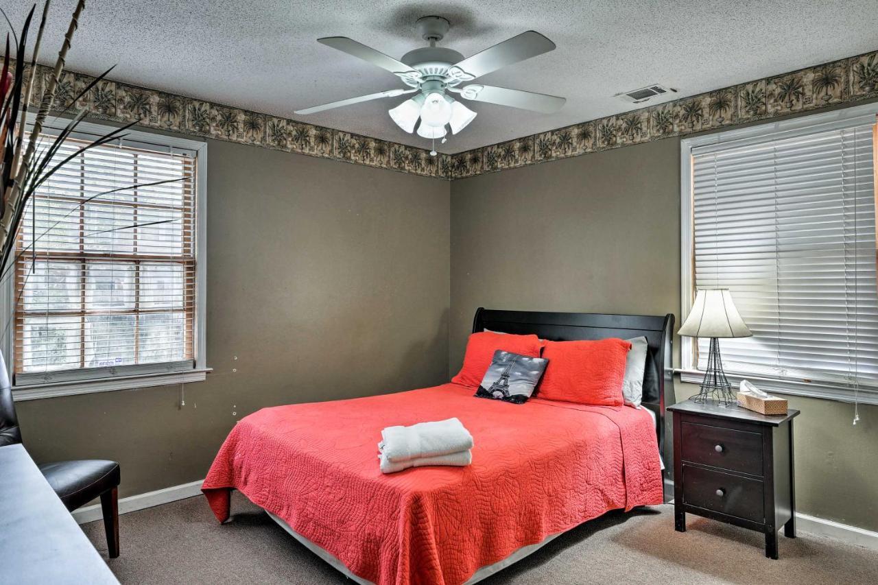 Mt Pleasant House With Screened Patio And Pool Table! Holiday home *