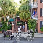 The Elliott House Inn