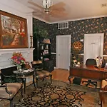 The Elliott House Inn