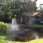Southern Sophistication At The Park