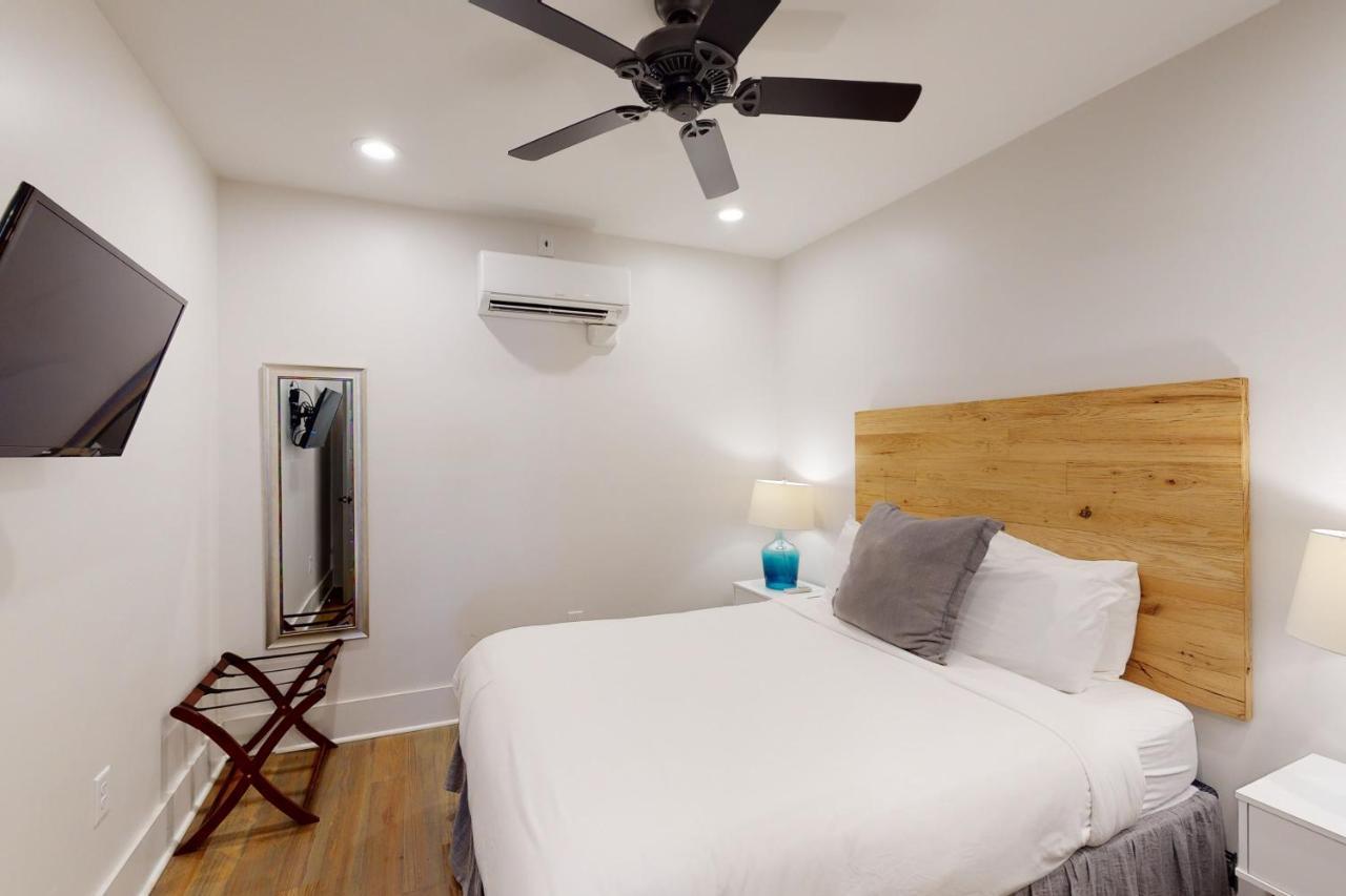 Hotel 493 King Two Bedroom Suites Charleston