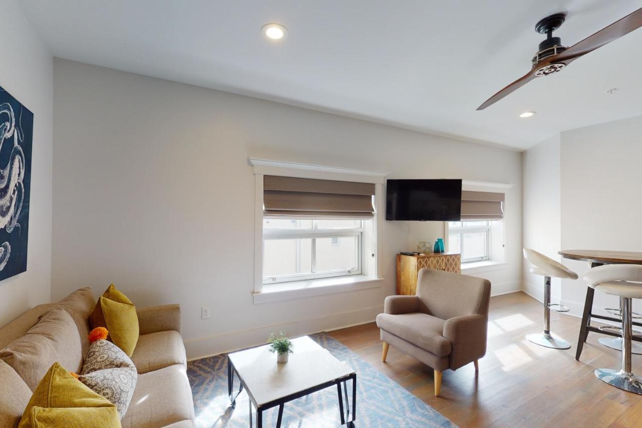 493 King Two Bedroom Suites Hotel