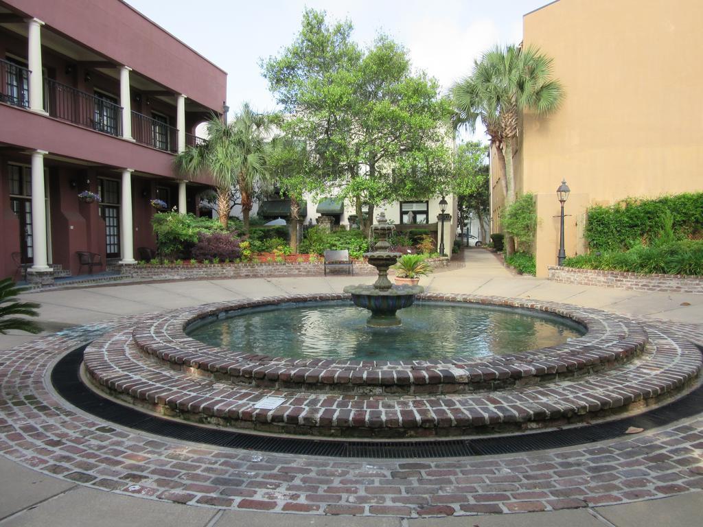 The Alley 3* Charleston