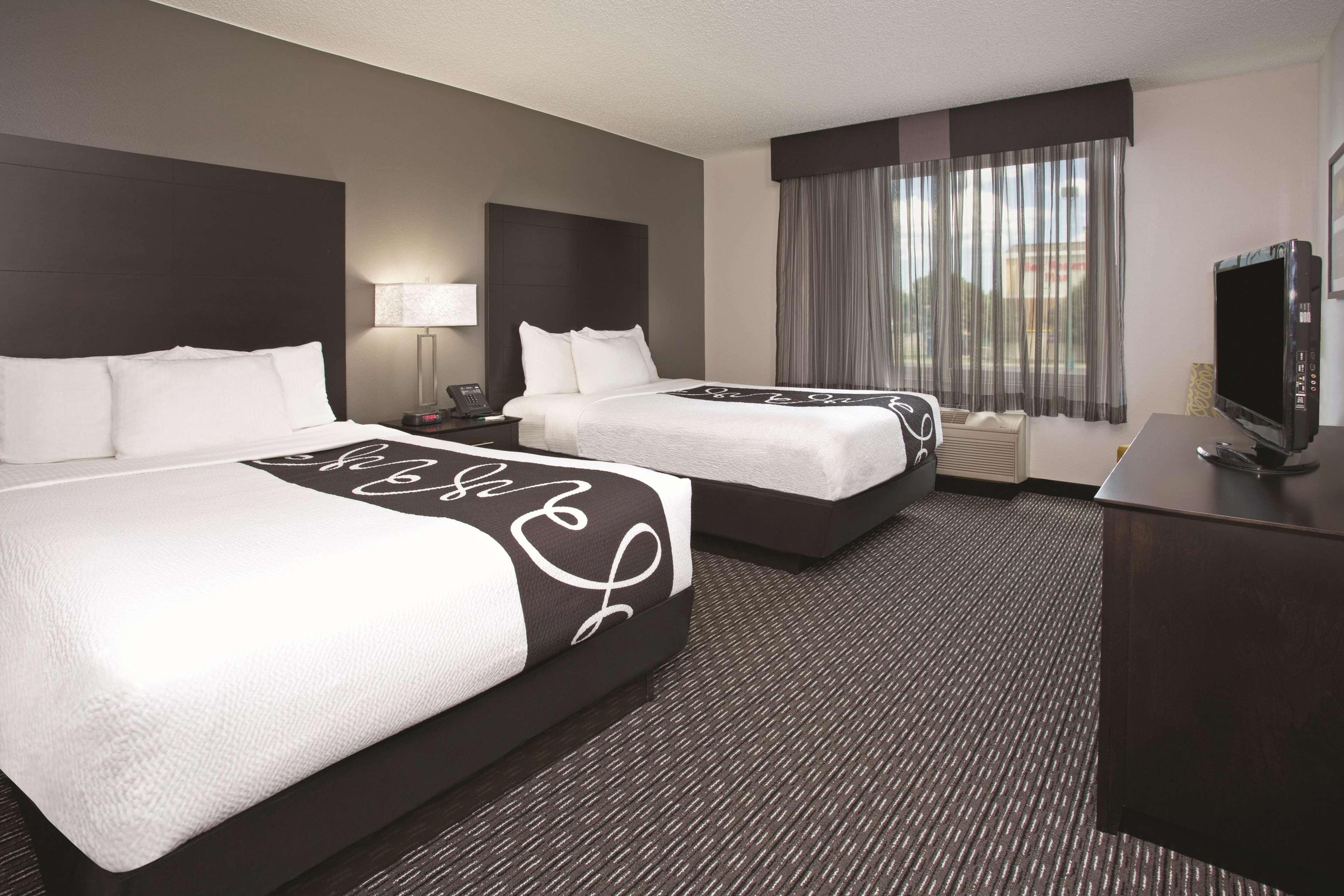 Hotel La Quinta By Wyndham Riverview 3*