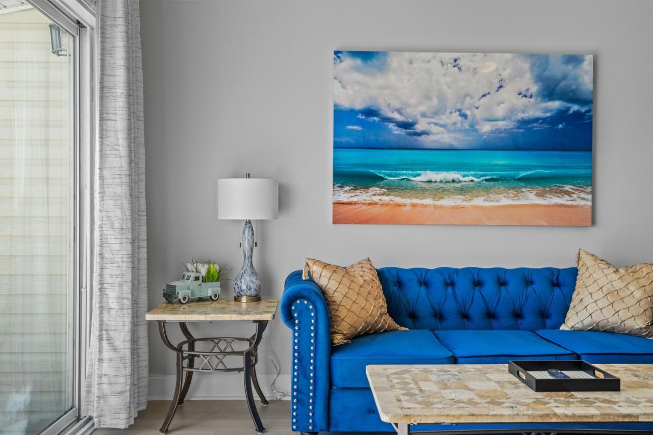 ☆live On The Water! Palmetto Palm W/ Patio - 10min To Downtown & Beaches☆ Holiday home Charleston