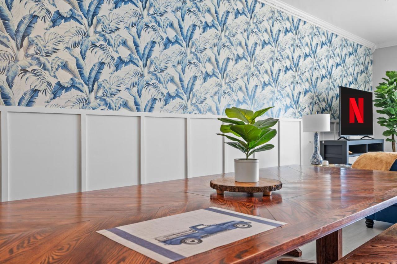 ☆live On The Water! Palmetto Palm W/ Patio - 10min To Downtown & Beaches☆ Holiday home Charleston