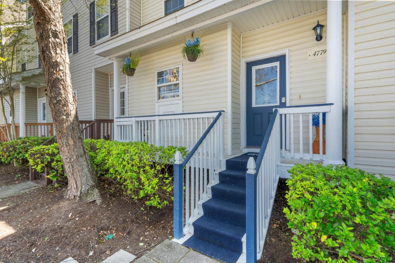 ☆live On The Water! Palmetto Palm W/ Patio - 10min To Downtown & Beaches☆