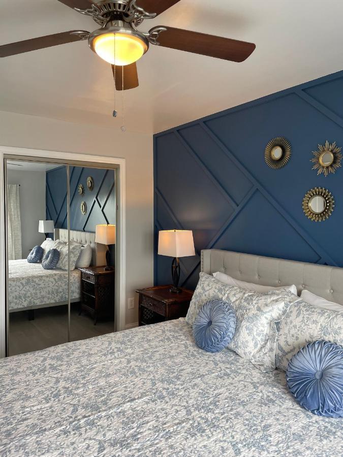 ☆live On The Water! Palmetto Palm W/ Patio - 10min To Downtown & Beaches☆ Holiday home *