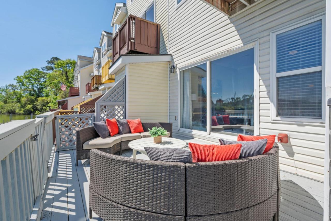 Holiday home ☆live On The Water! Palmetto Palm W/ Patio - 10min To Downtown & Beaches☆