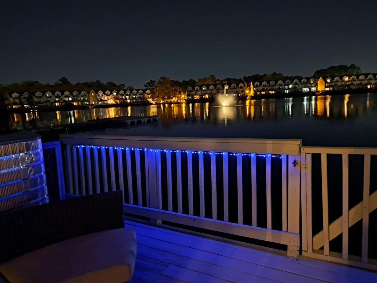 Holiday home ☆live On The Water! Palmetto Palm W/ Patio - 10min To Downtown & Beaches☆ *