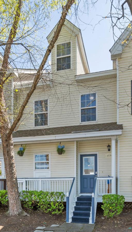 ☆live On The Water! Palmetto Palm W/ Patio - 10min To Downtown & Beaches☆ Holiday home