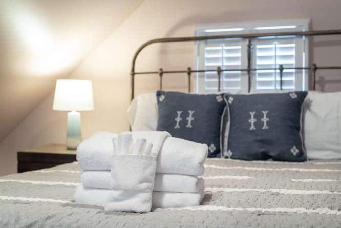 The Quarters On Spring Hotel Charleston