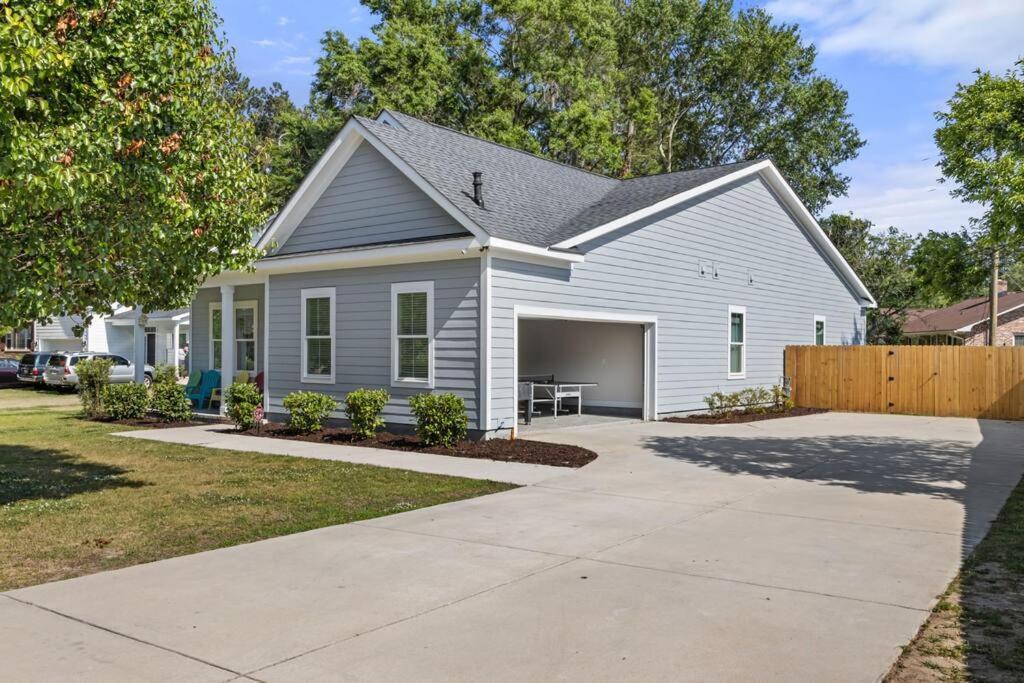 Rainbow Oaks House * Charleston