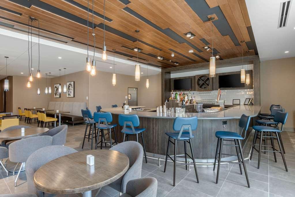 Hotel Cambria Mount Pleasant - 3*