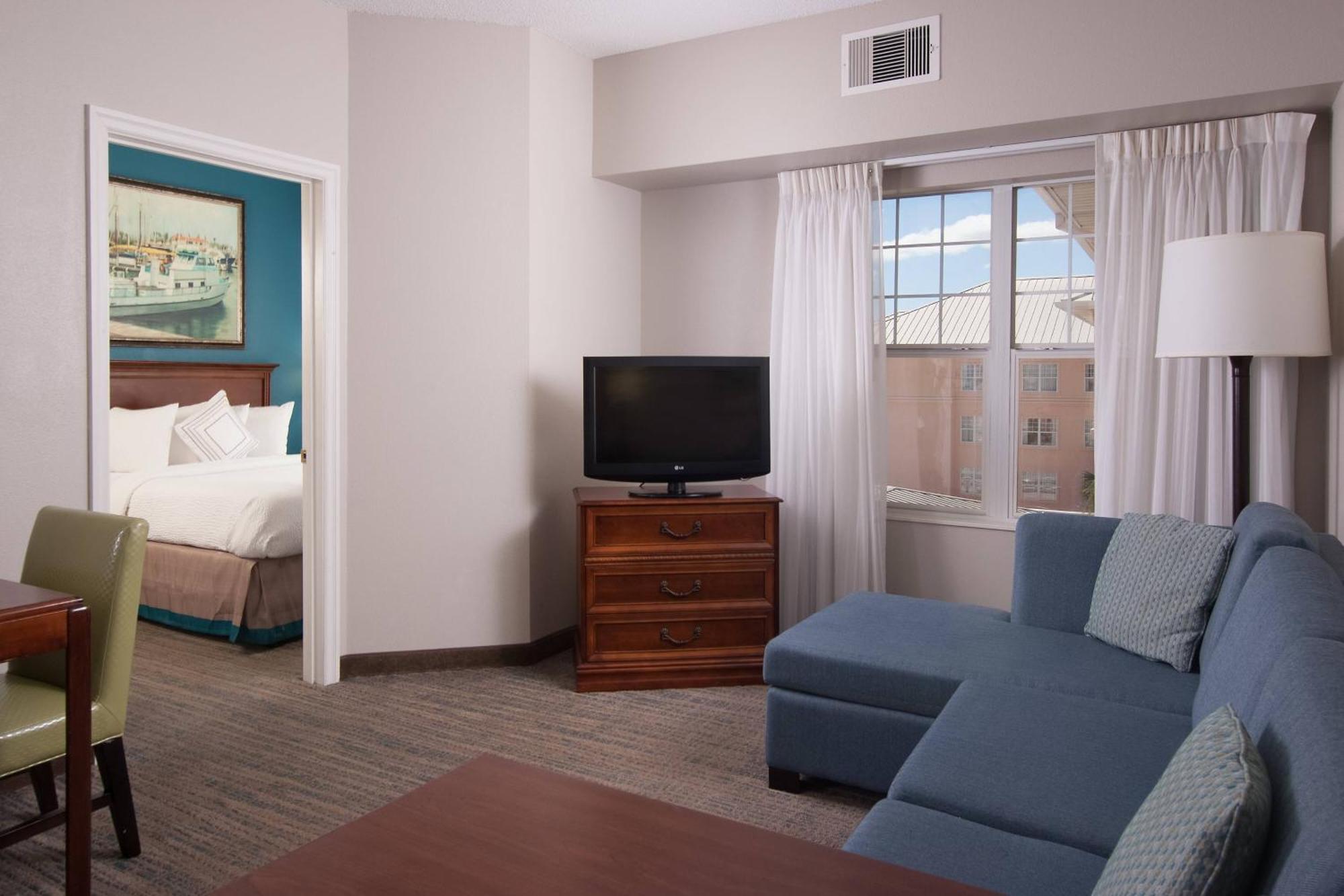 Riverview Hotel