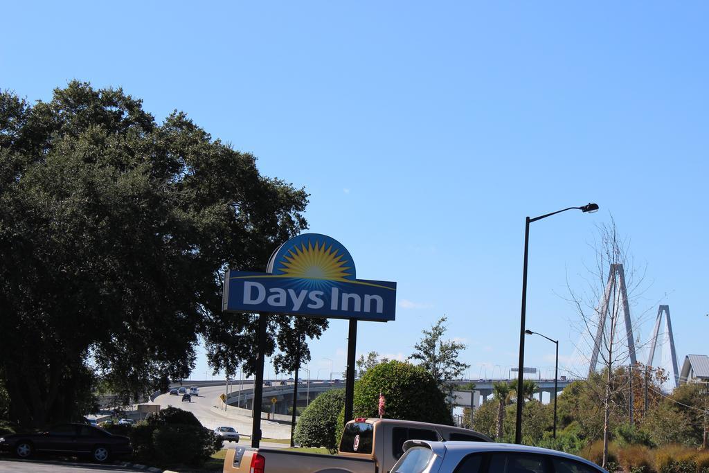 Days By Wyndham Mt Pleasant-charleston-patriots Point Hotel 2*