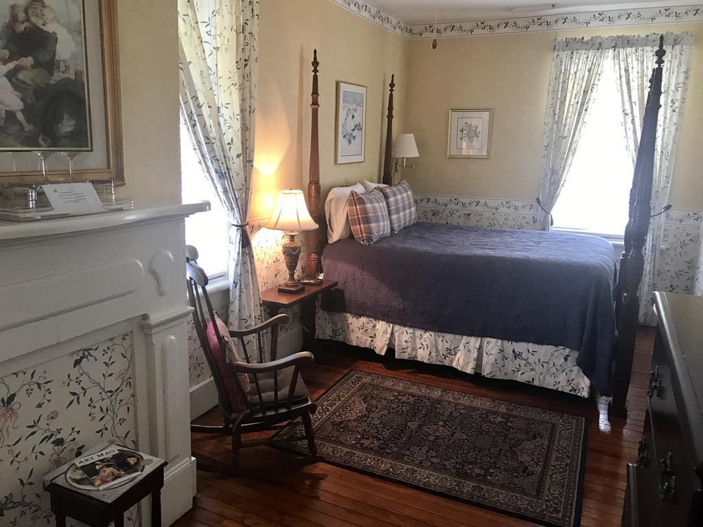 The Cannonboro Bed & Breakfast Charleston
