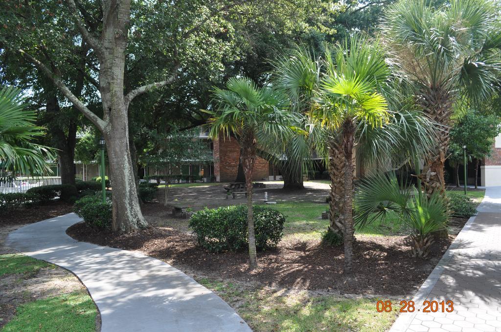 Days By Wyndham Mt Pleasant-charleston-patriots Point