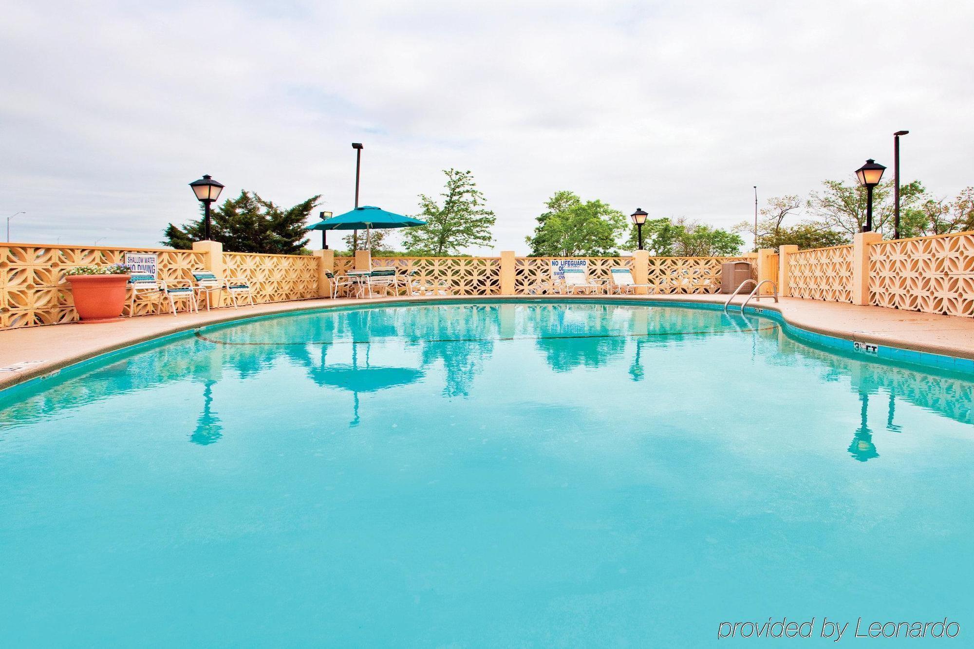 La Quinta By Wyndham Riverview 3*