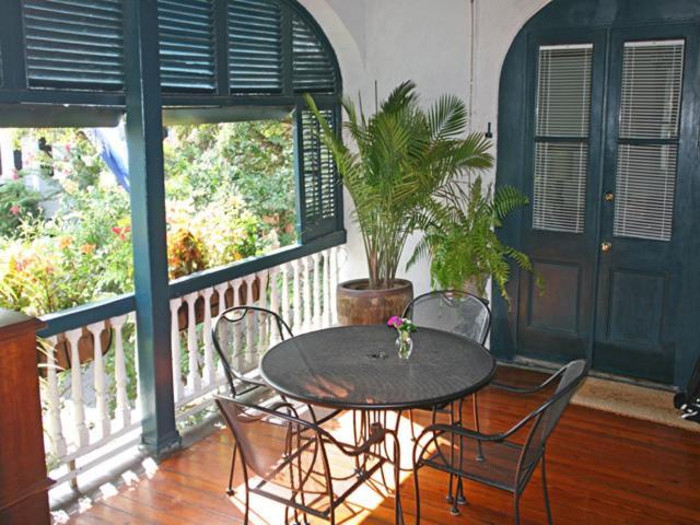 27 State Street Bed & Breakfast Charleston