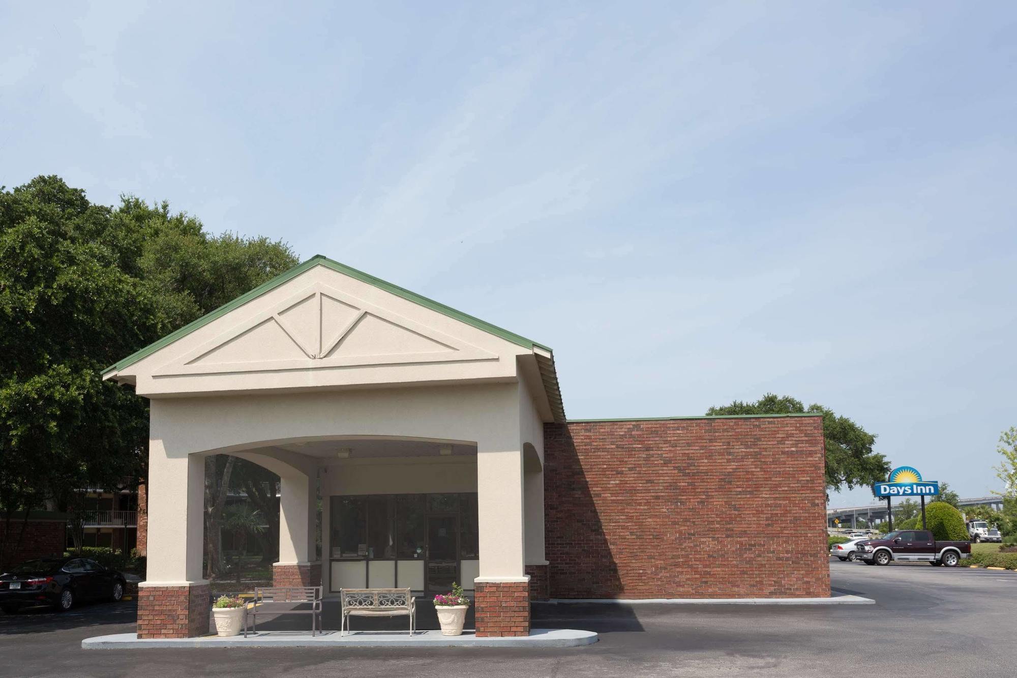Days By Wyndham Mt Pleasant-charleston-patriots Point 2*