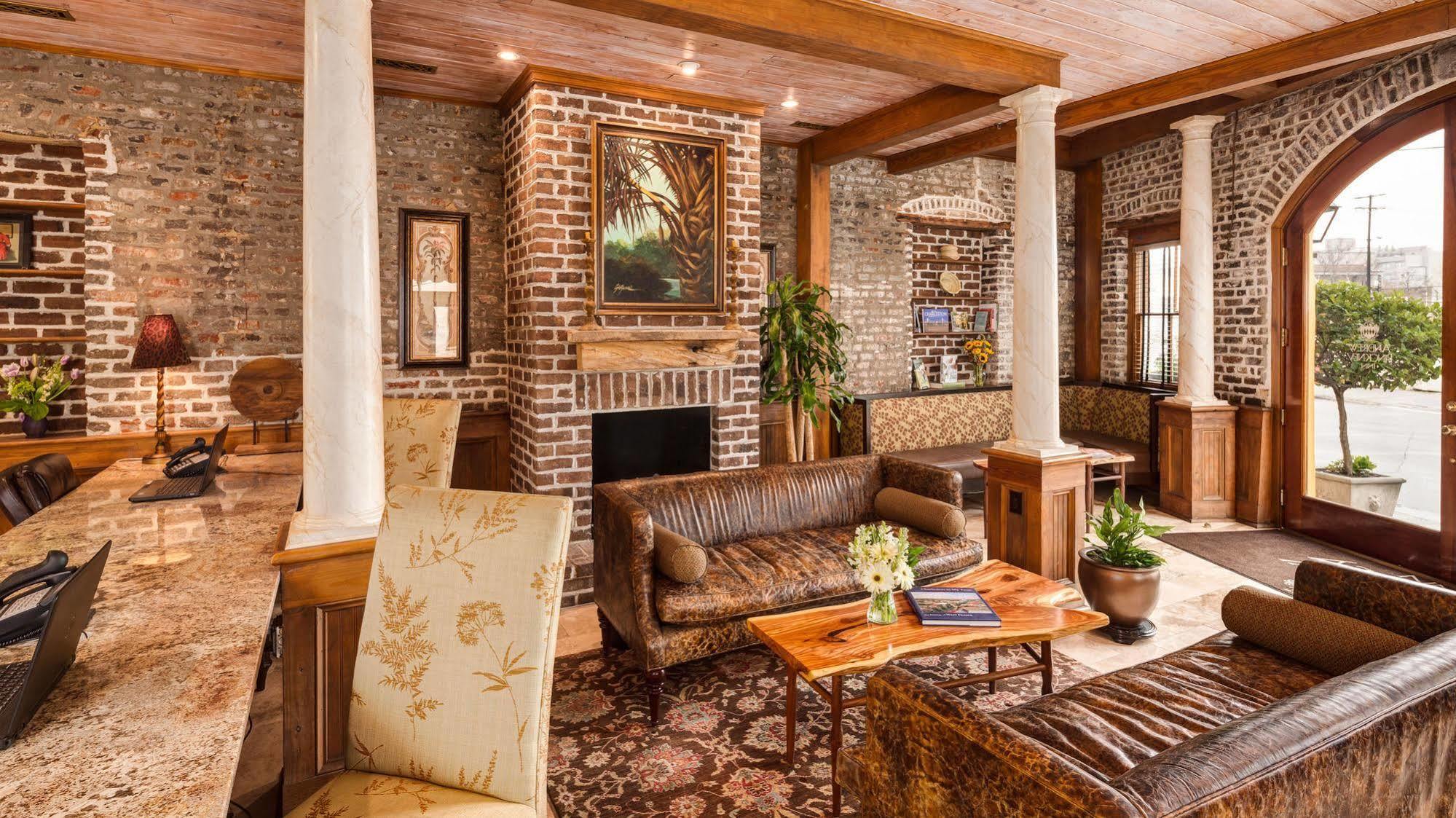 Hotel Andrew Pinckney 4*