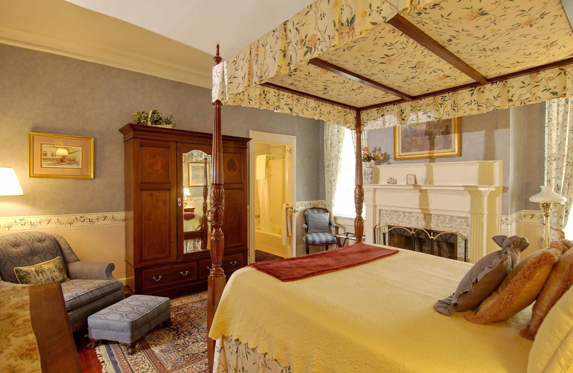 The Cannonboro Bed & Breakfast