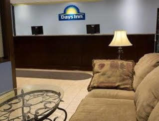 Days By Wyndham Mt Pleasant-charleston-patriots Point Hotel