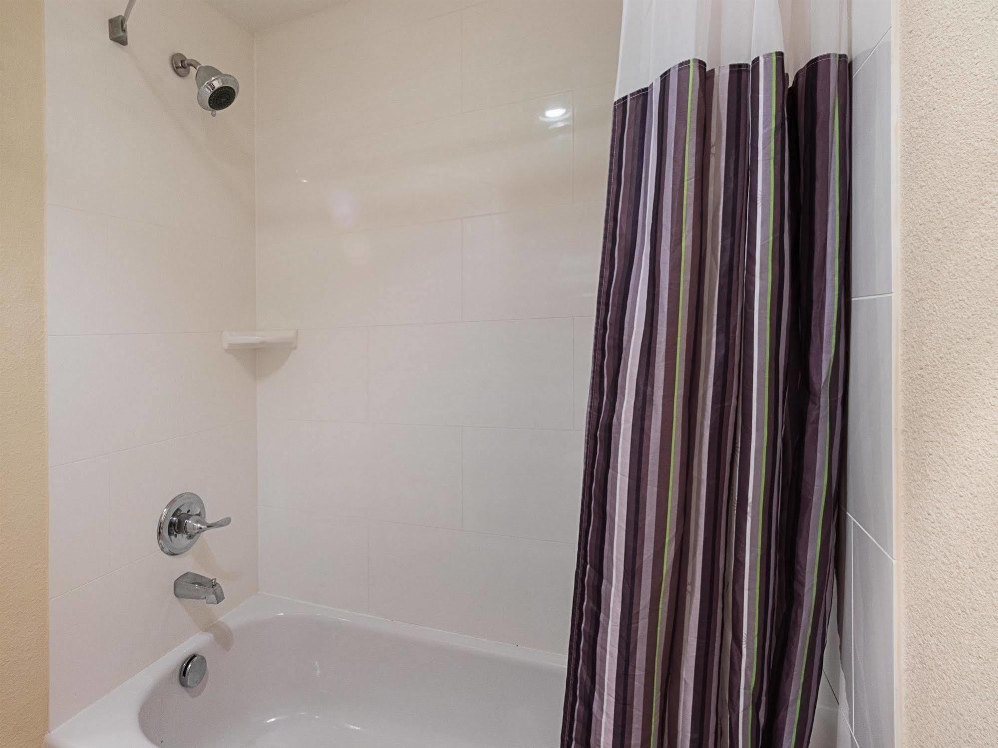 Hotel La Quinta By Wyndham Riverview Charleston