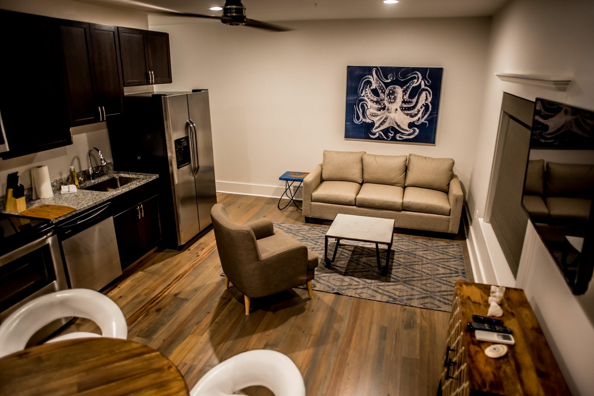 493 King Two Bedroom Suites Hotel 3*