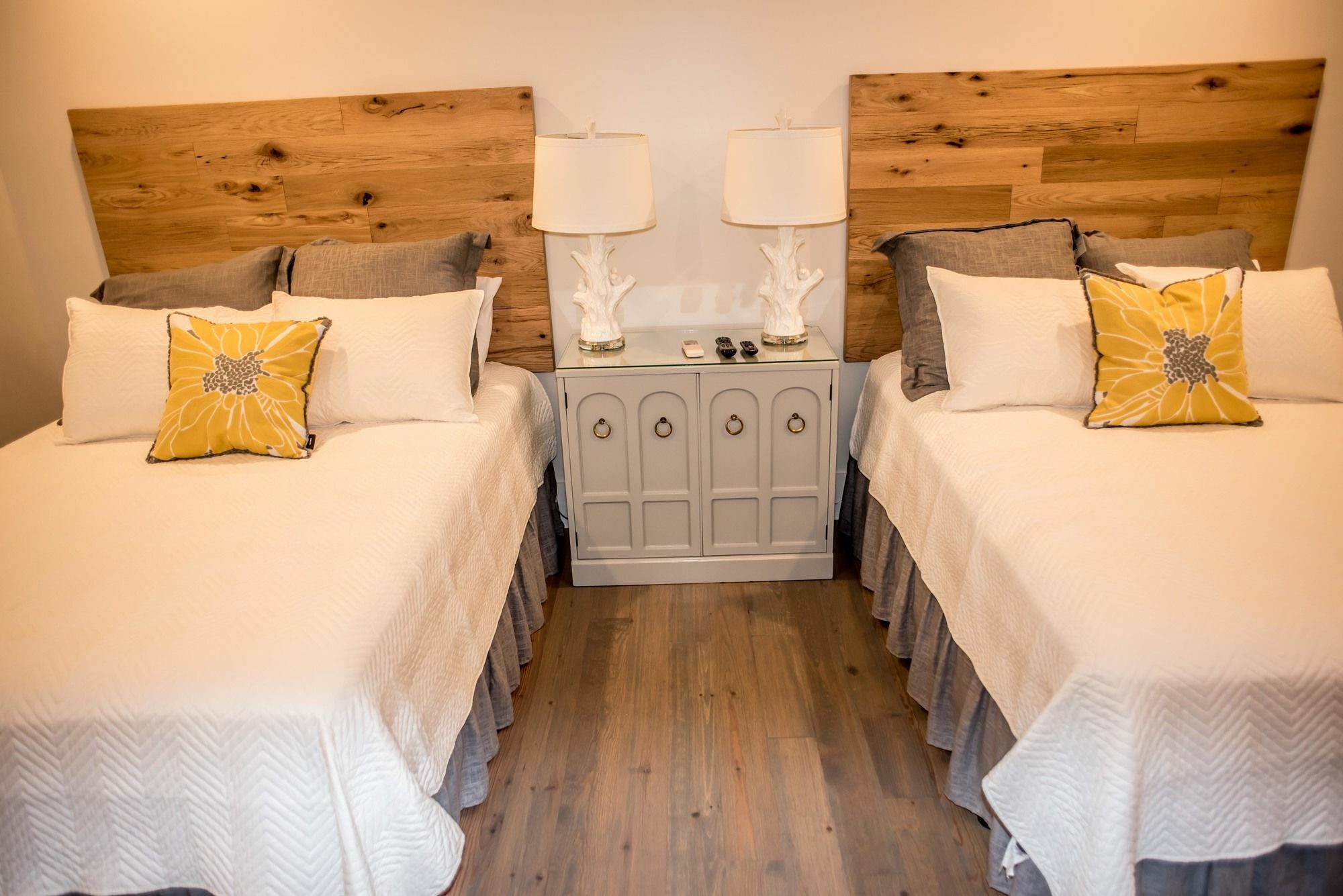 493 King Two Bedroom Suites Charleston