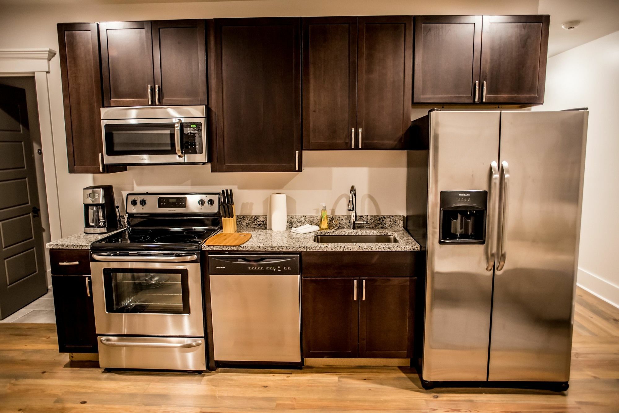 493 King Two Bedroom Suites
