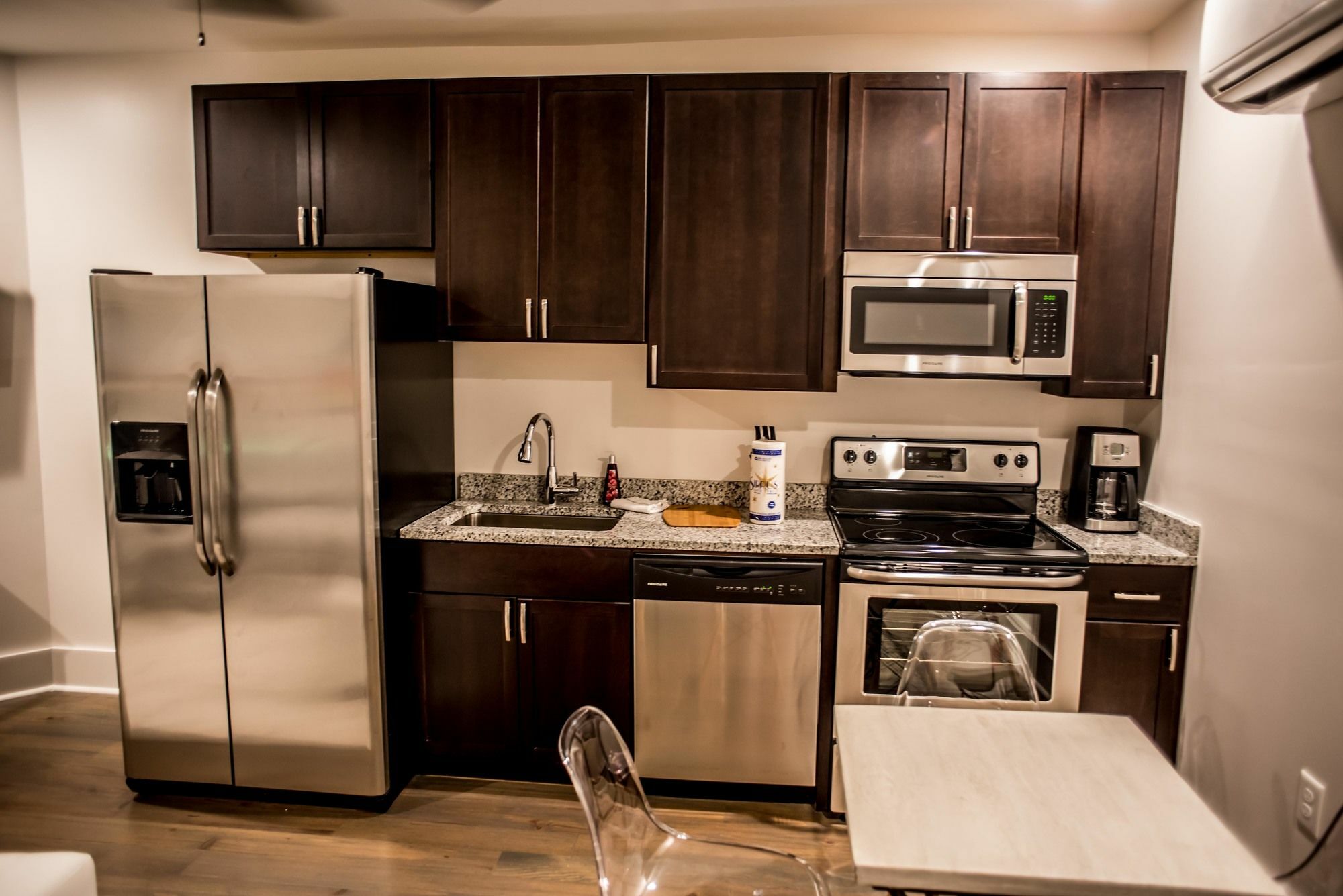 493 King Two Bedroom Suites Hotel 3*