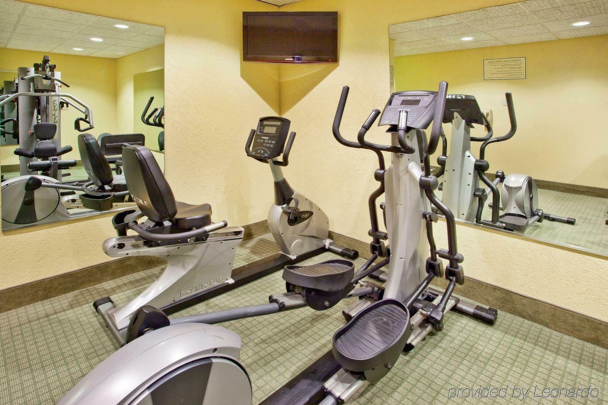La Quinta By Wyndham Riverview Hotel